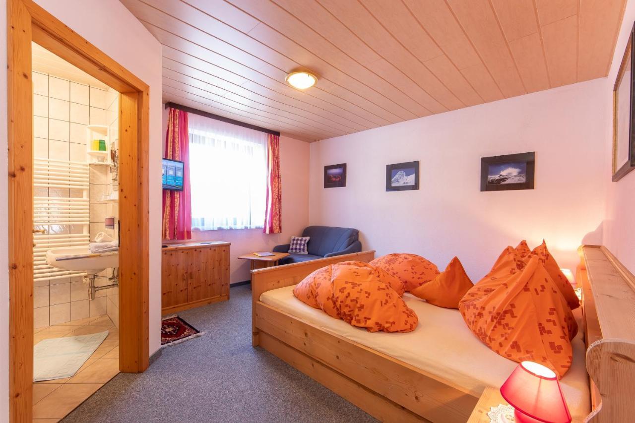 Fruehstuecks- Pension Sonnblickhof Rauris Dış mekan fotoğraf