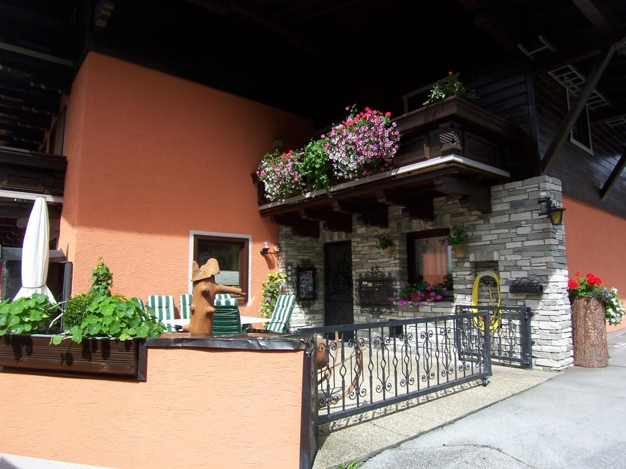 Fruehstuecks- Pension Sonnblickhof Rauris Dış mekan fotoğraf