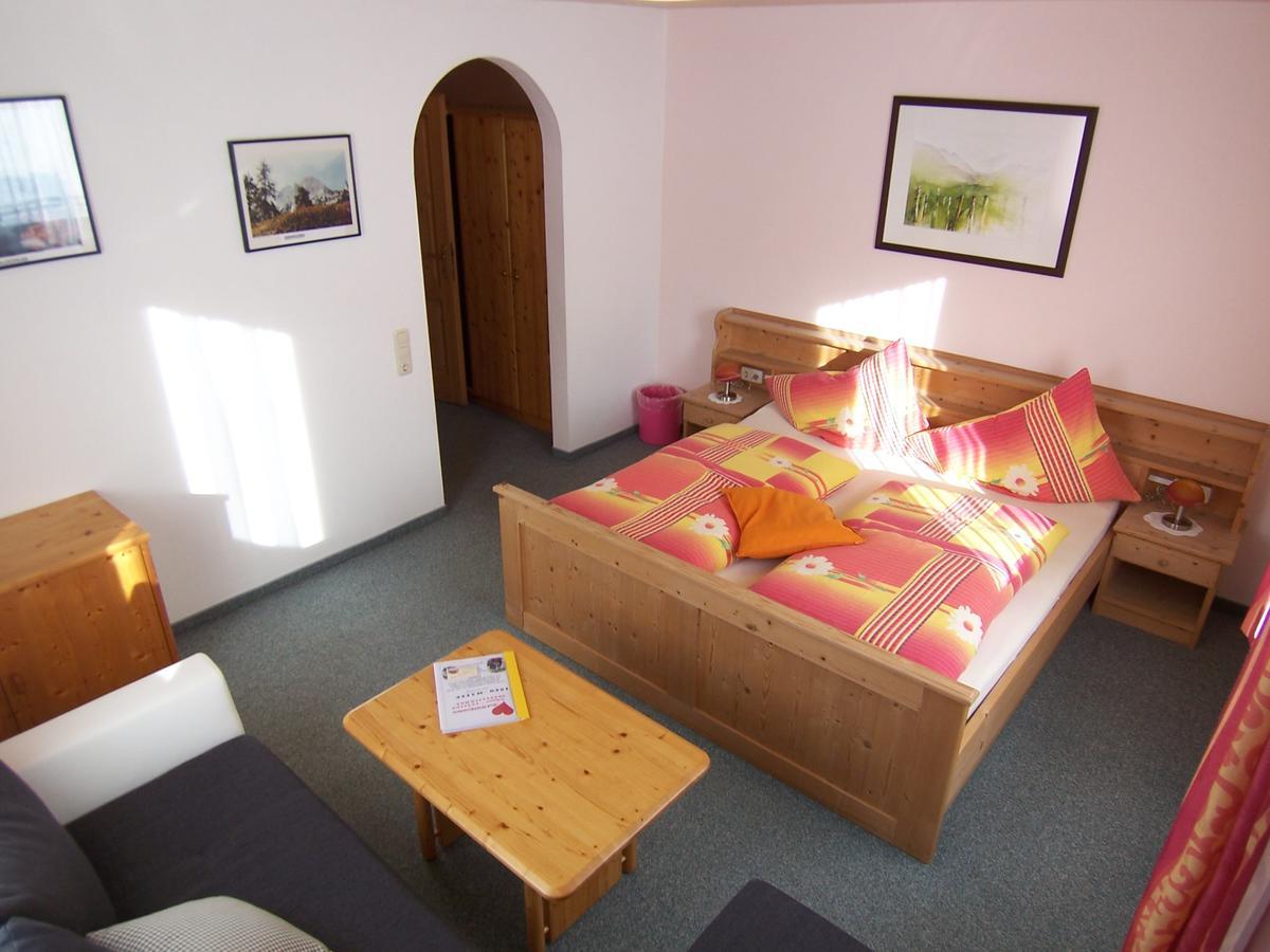 Fruehstuecks- Pension Sonnblickhof Rauris Dış mekan fotoğraf